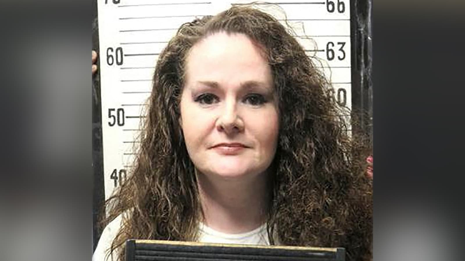 Christa Pike appeared to still be breathing after attempted execution in Tennessee, witnesses say
